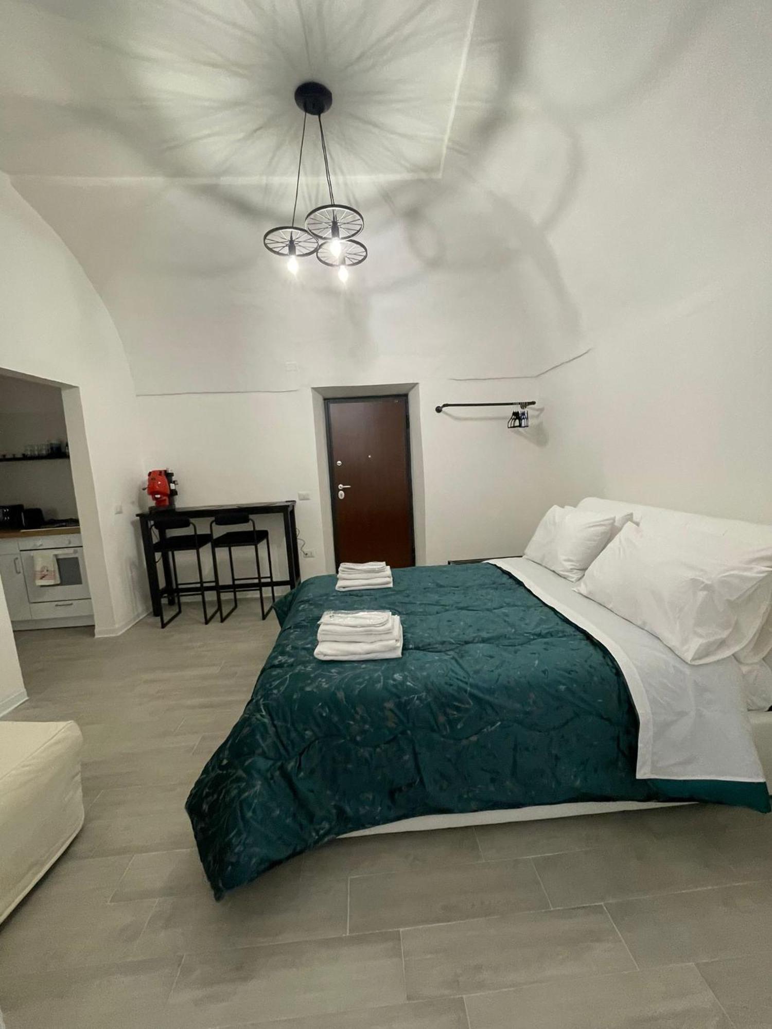 Casa Baglioni Apartment เนเปิลส์ ภายนอก รูปภาพ